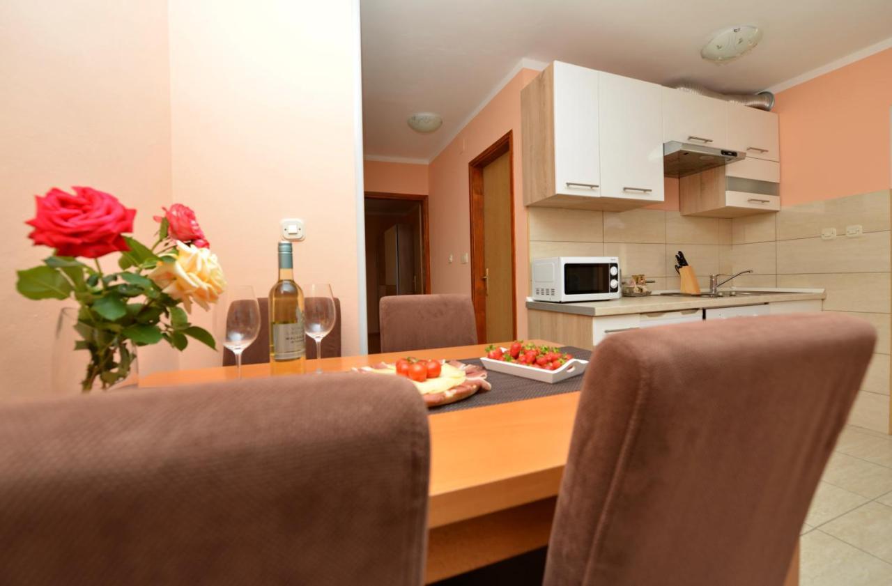 Kokic Apartment